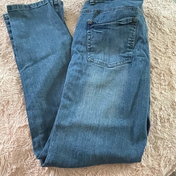 Ladies jeans - Picture 2 of 2